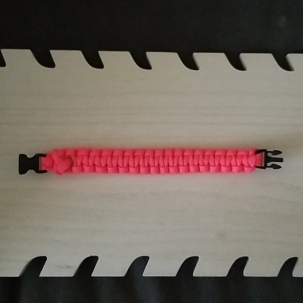 Neon Pink Paracord Bracelet - Picture 3 of 6